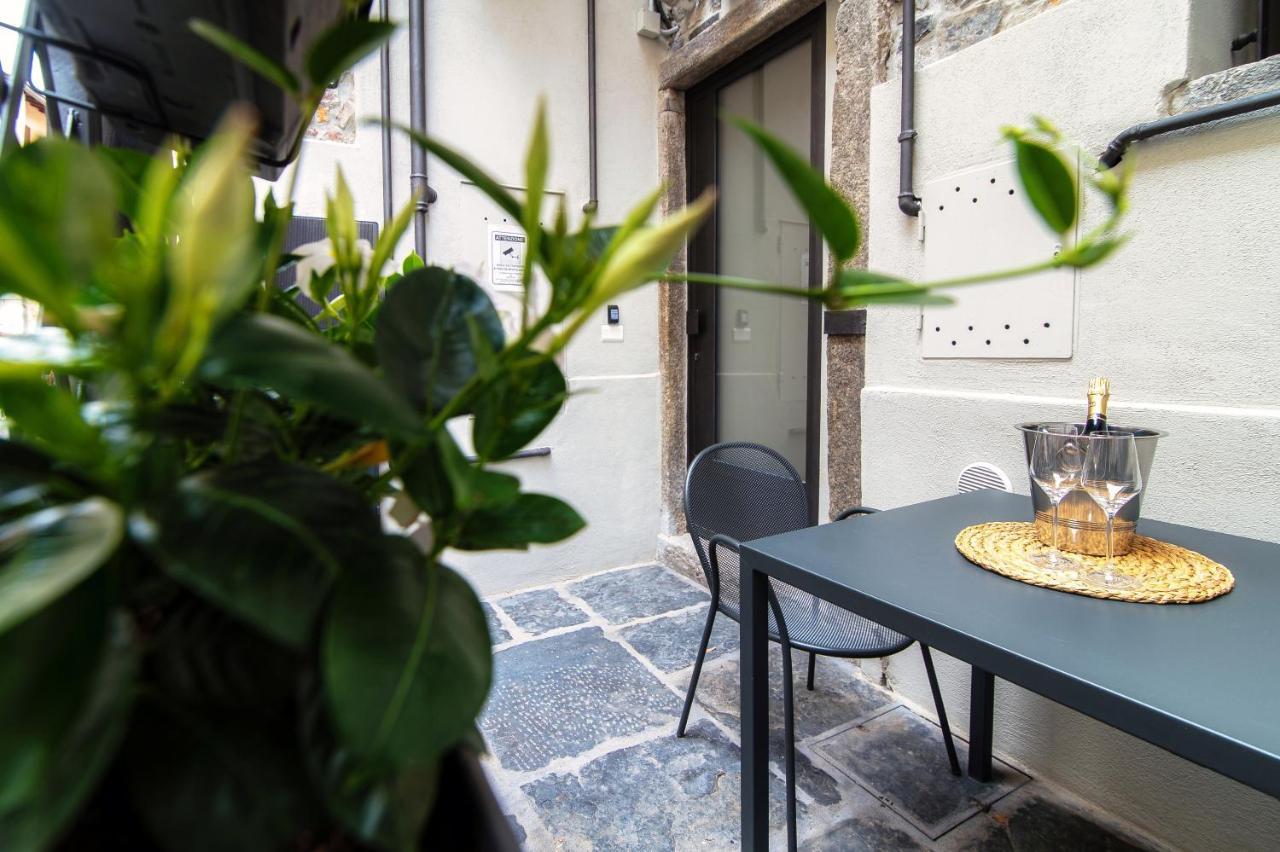 Suite Lo Storico - The House Of Travelers Como Ngoại thất bức ảnh