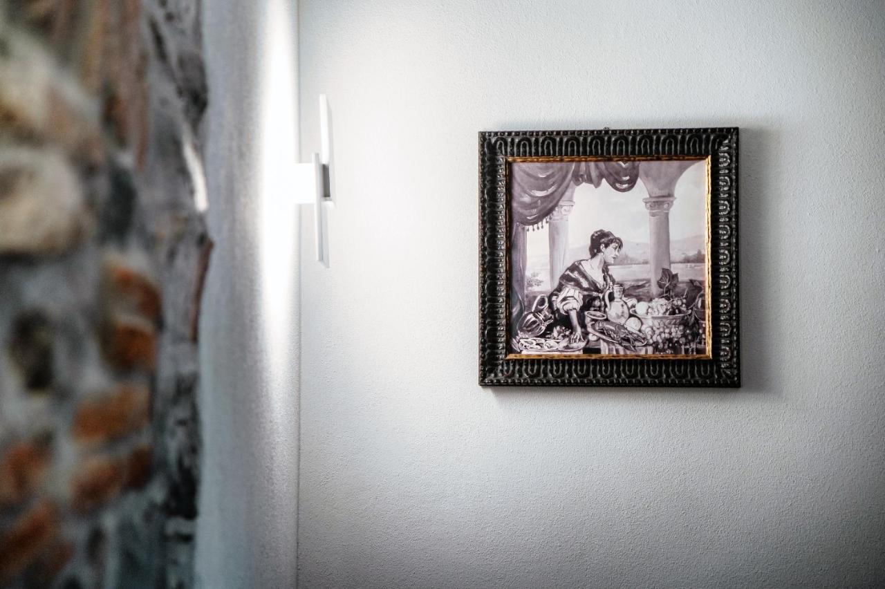Suite Lo Storico - The House Of Travelers Como Ngoại thất bức ảnh